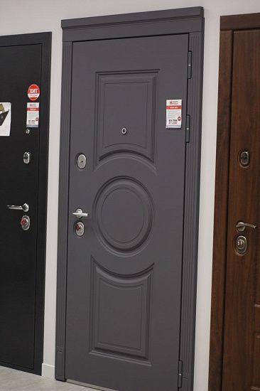 Входная дверь  