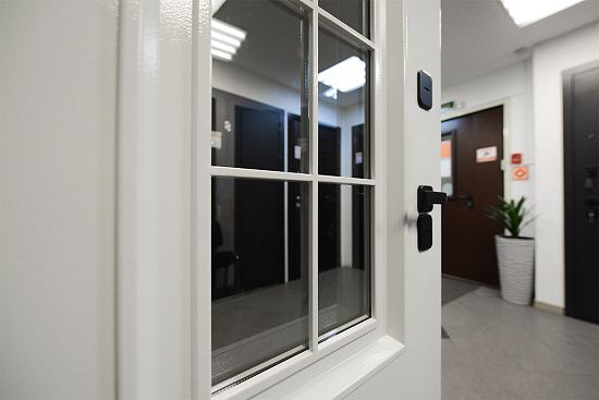 Входная дверь  