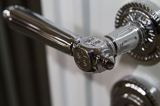 Входная дверь  