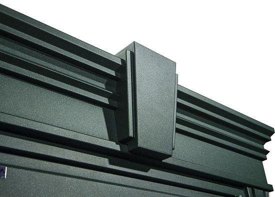 Входная дверь  