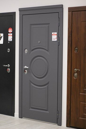 Входная дверь  